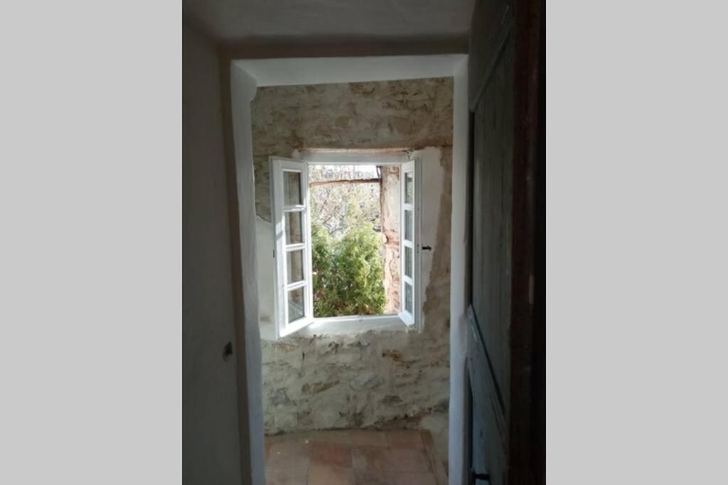 Character Filled House Overlooking The River Cesse Bize-Minervois Luaran gambar