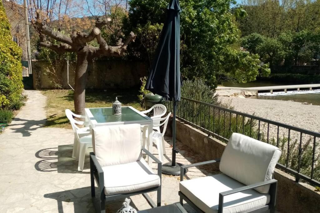 Character Filled House Overlooking The River Cesse Bize-Minervois Luaran gambar