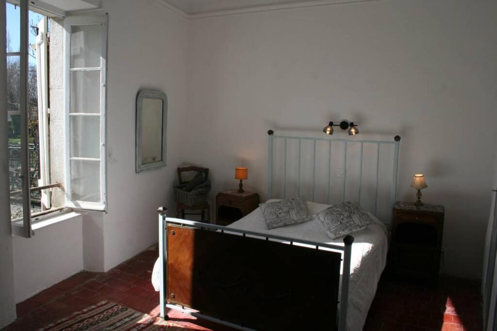 Character Filled House Overlooking The River Cesse Bize-Minervois Luaran gambar